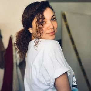 Meet your Posher, Kendra